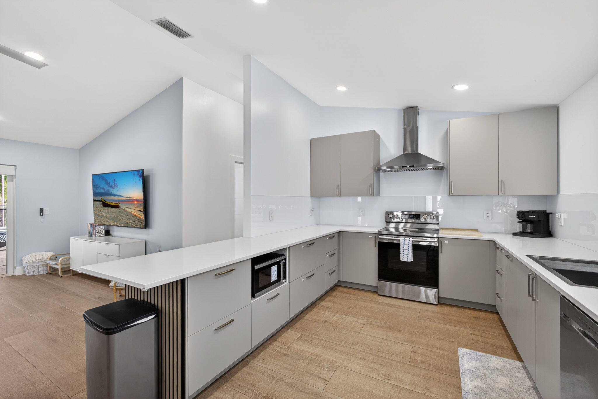 16762 131st Way N, Farms