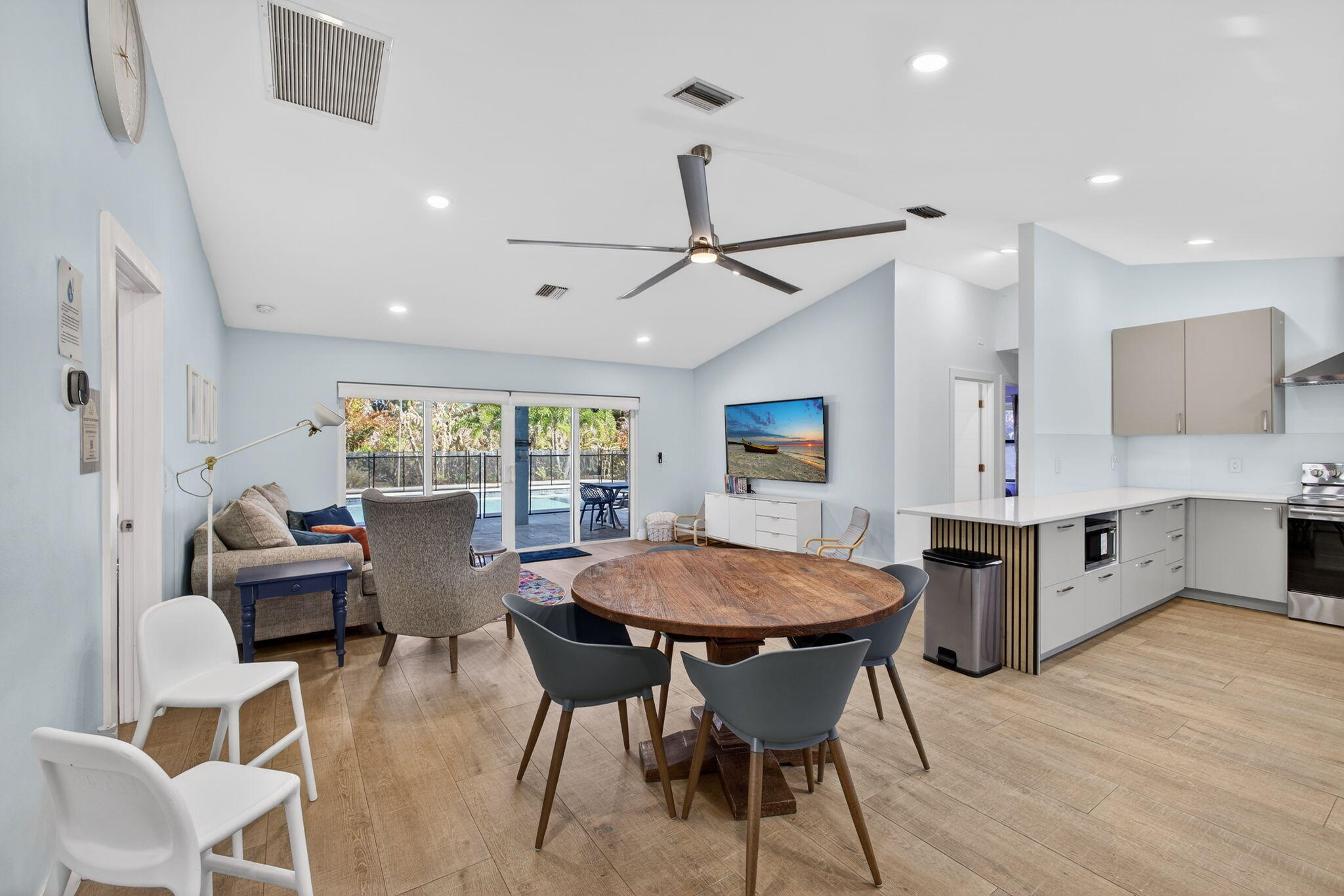 16762 131st Way N, Farms