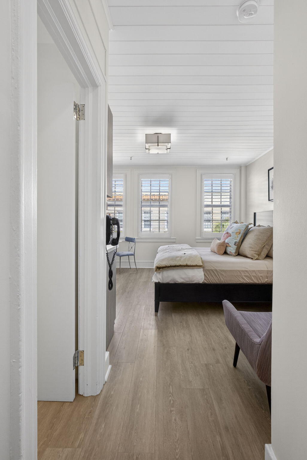 235 SUNRISE Avenue 3044