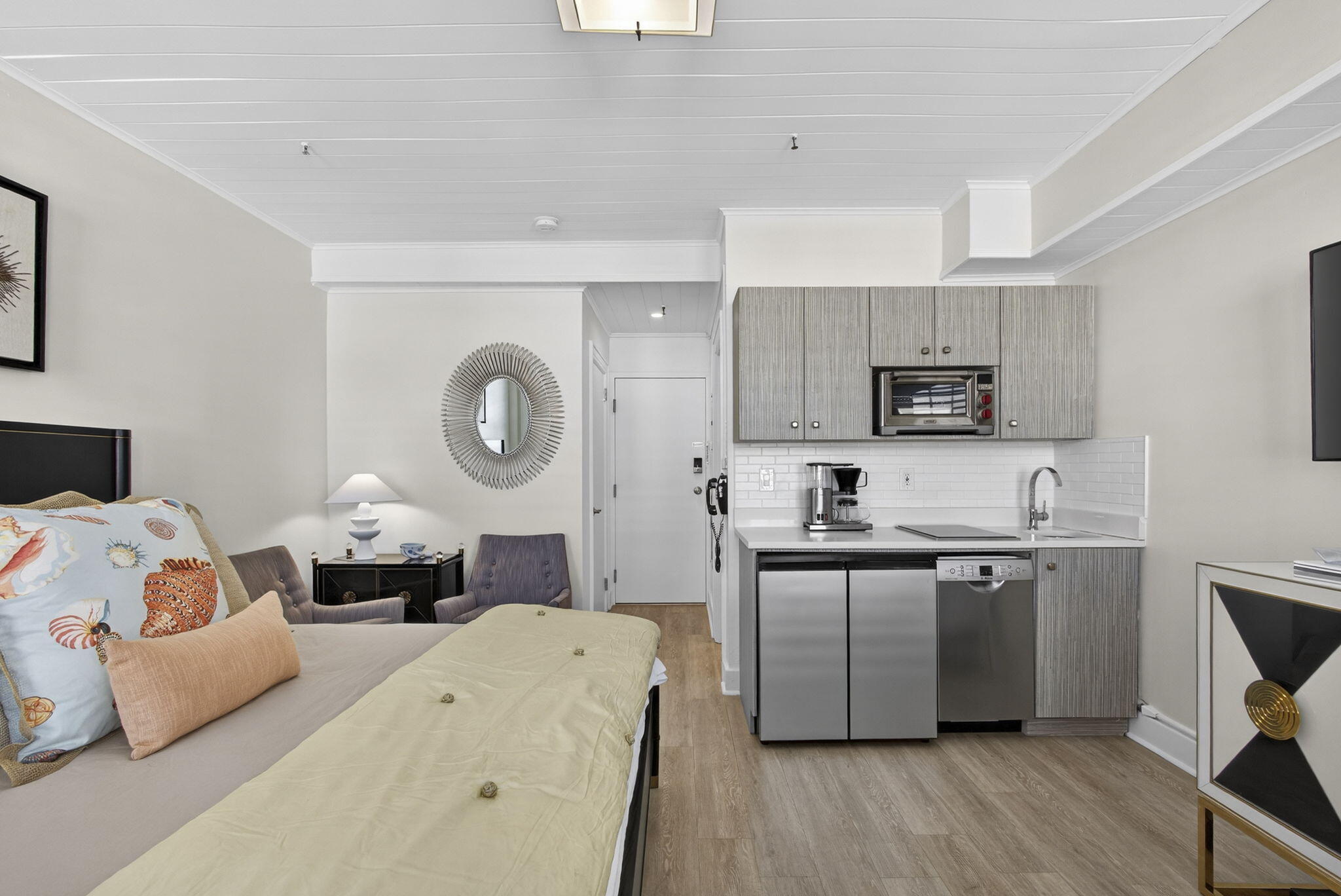 235 SUNRISE Avenue 3044