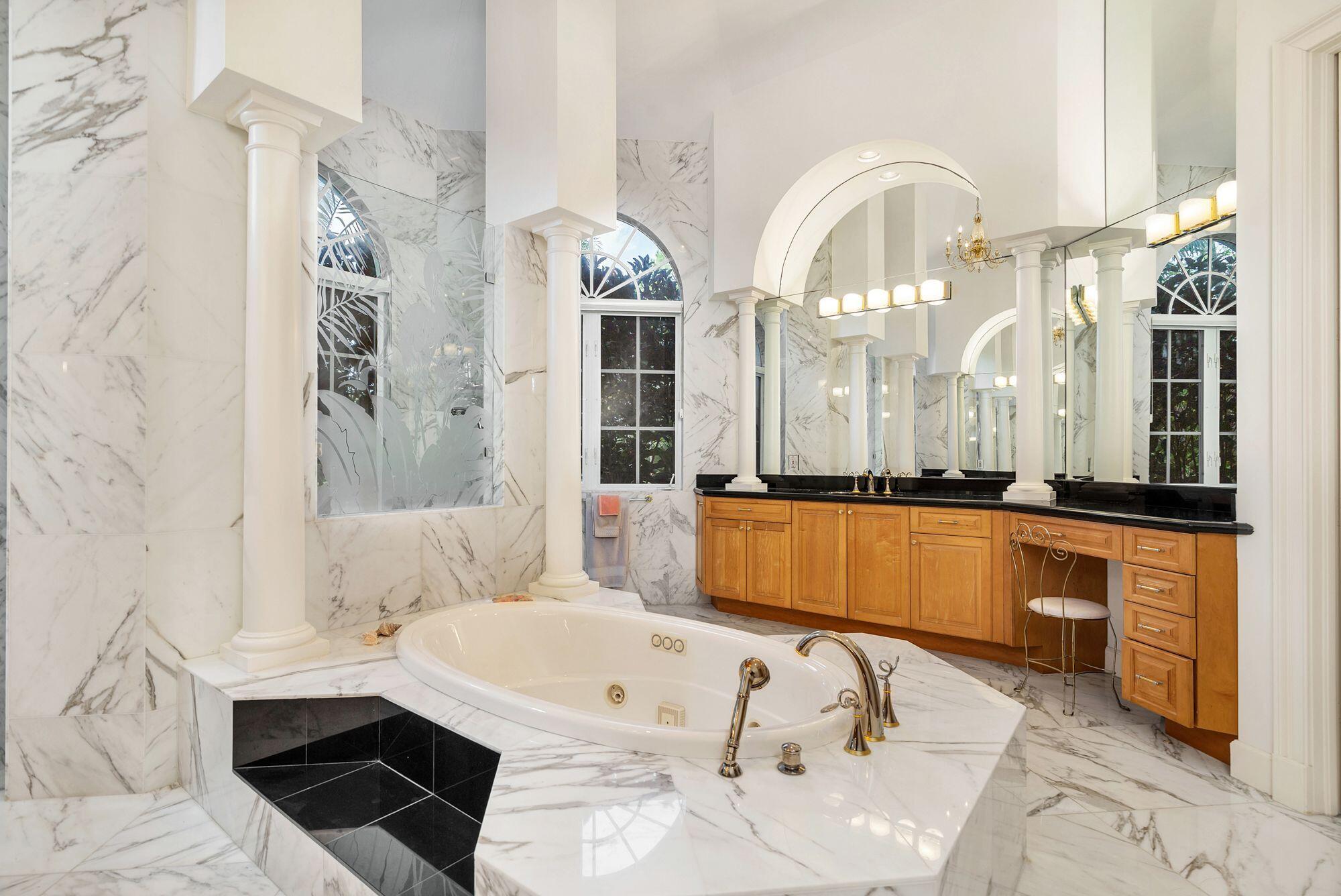 14589 Crazy Horse Lane