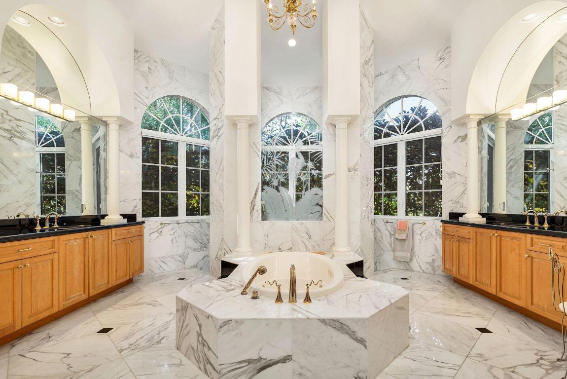 14589 Crazy Horse Lane