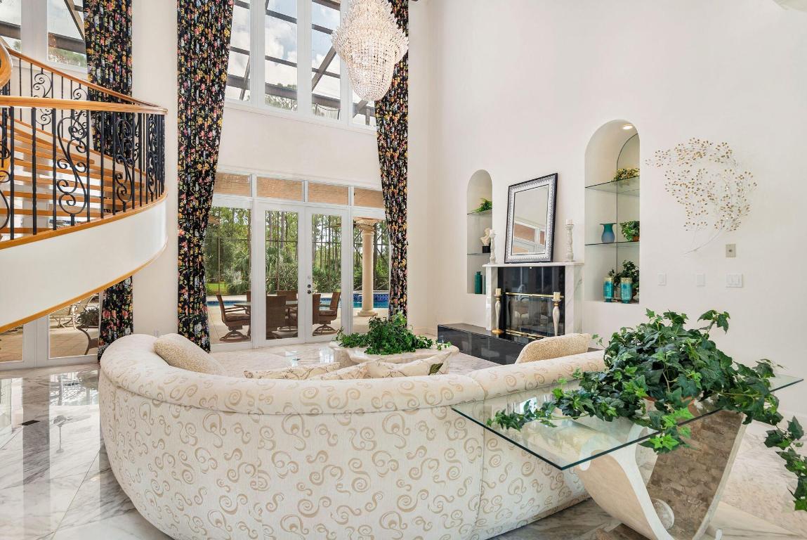 14589 Crazy Horse Lane