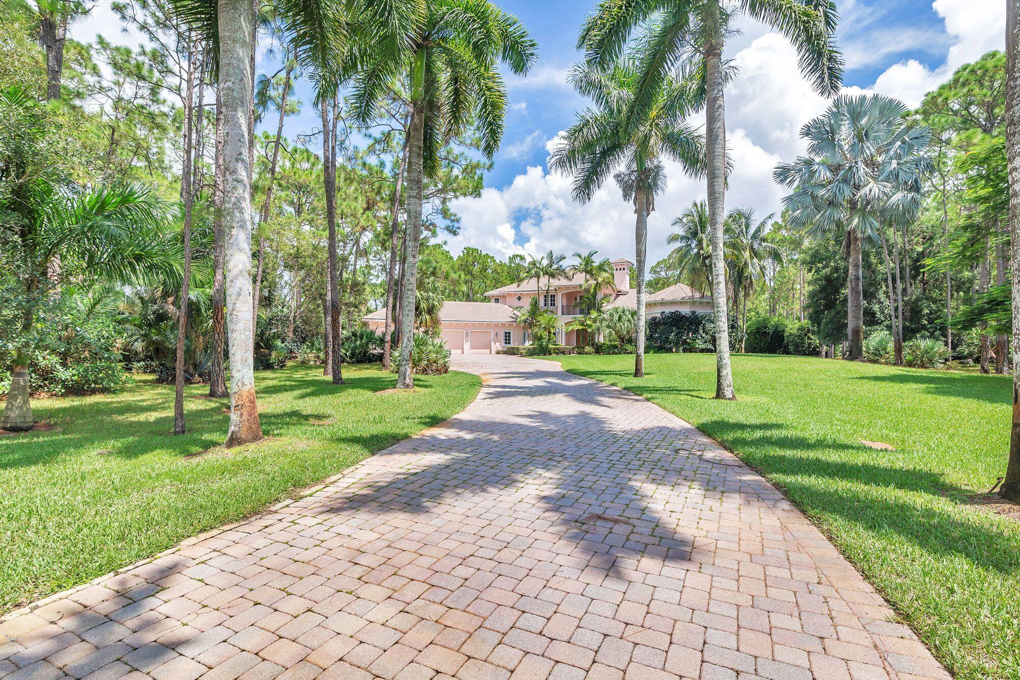 14589 Crazy Horse Lane