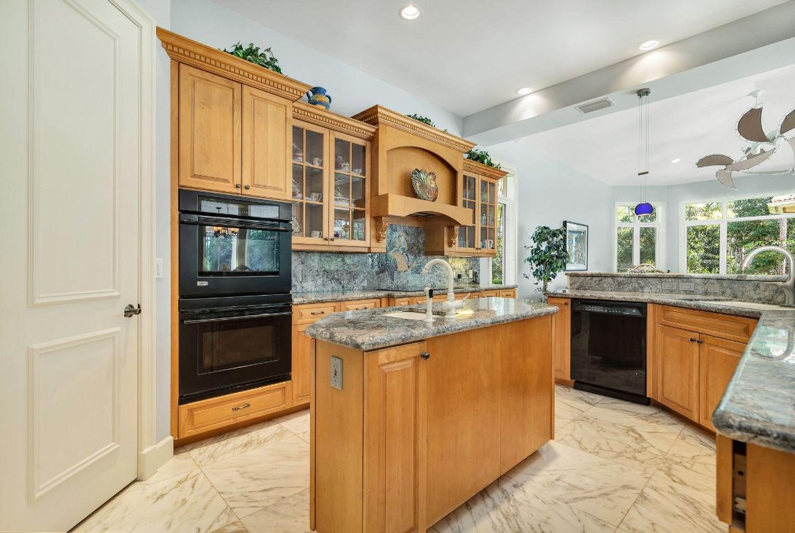 14589 Crazy Horse Lane