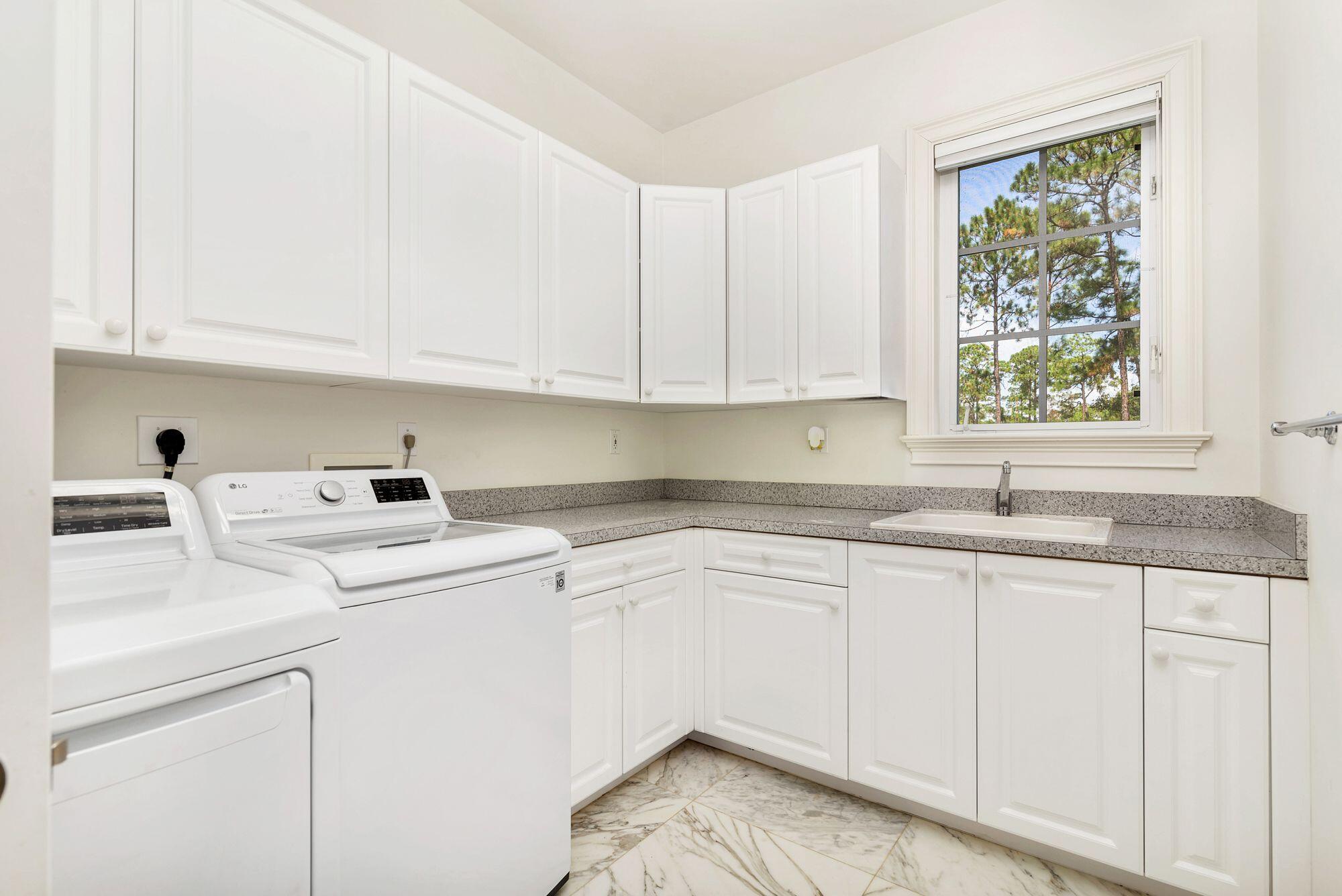 14589 Crazy Horse Lane