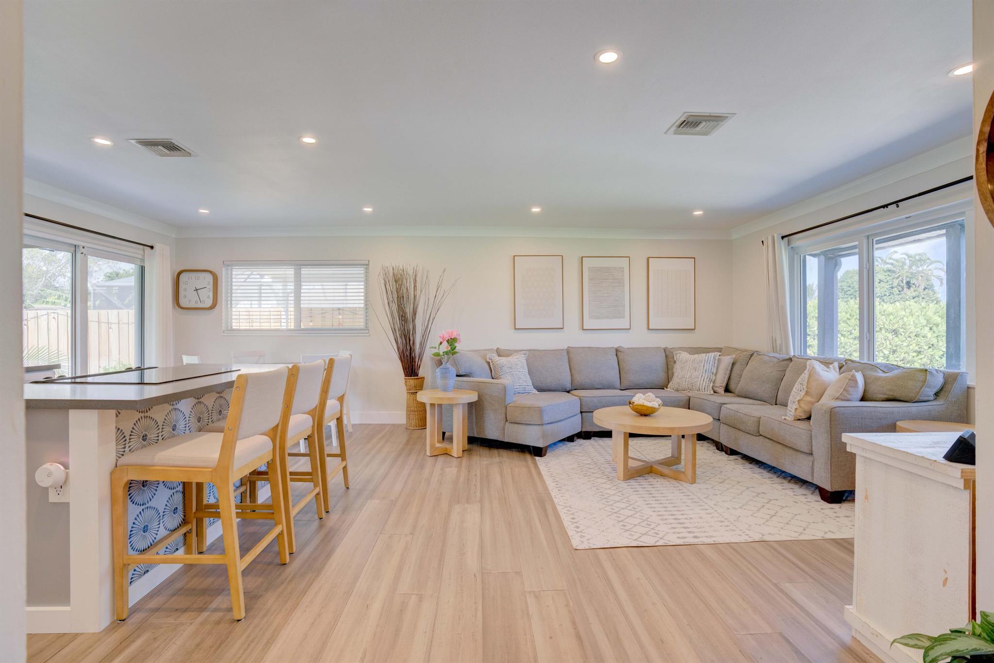 9491 Bloomfield Drive