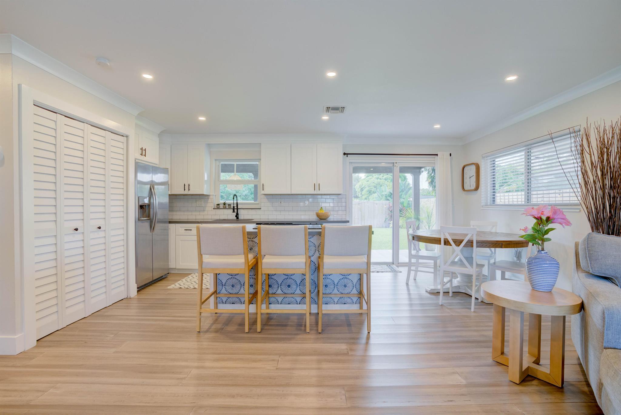 9491 Bloomfield Drive