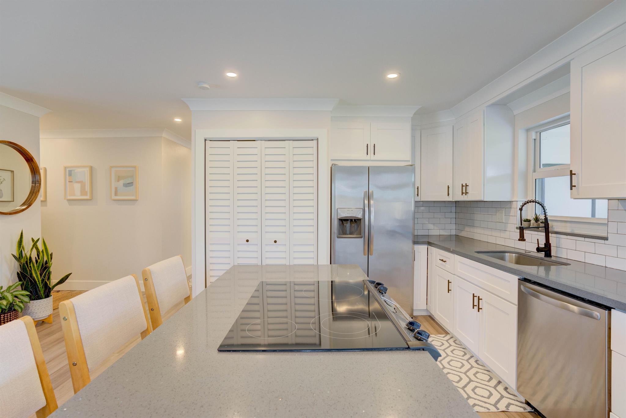 9491 Bloomfield Drive