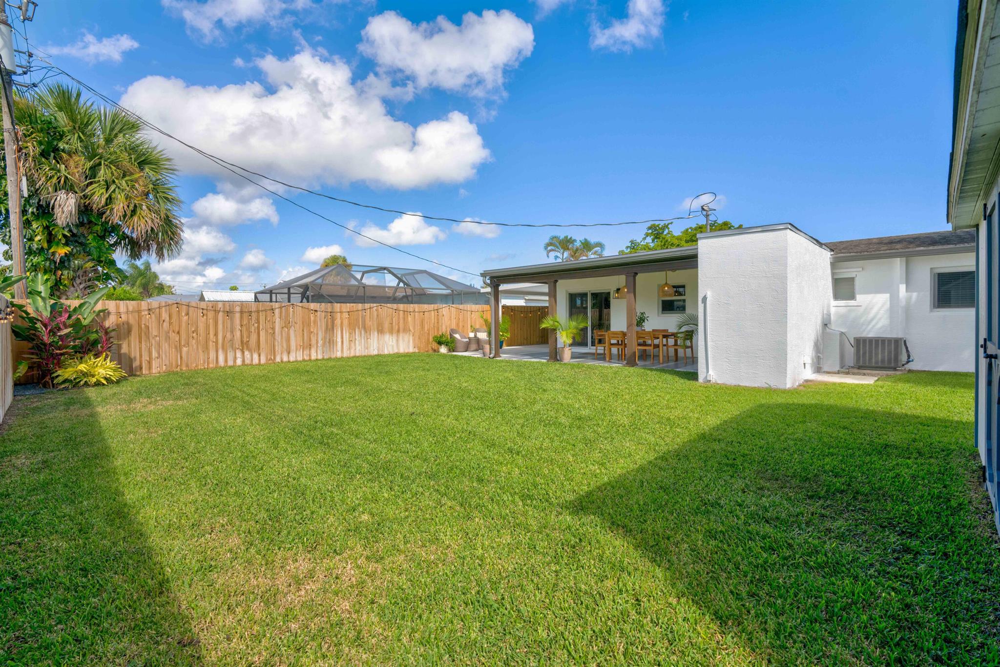 9491 Bloomfield Drive