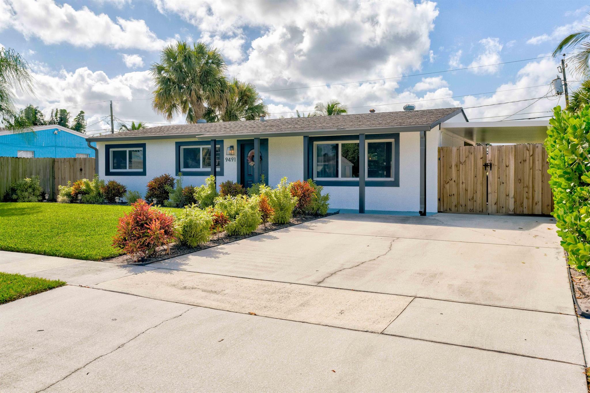 9491 Bloomfield Drive