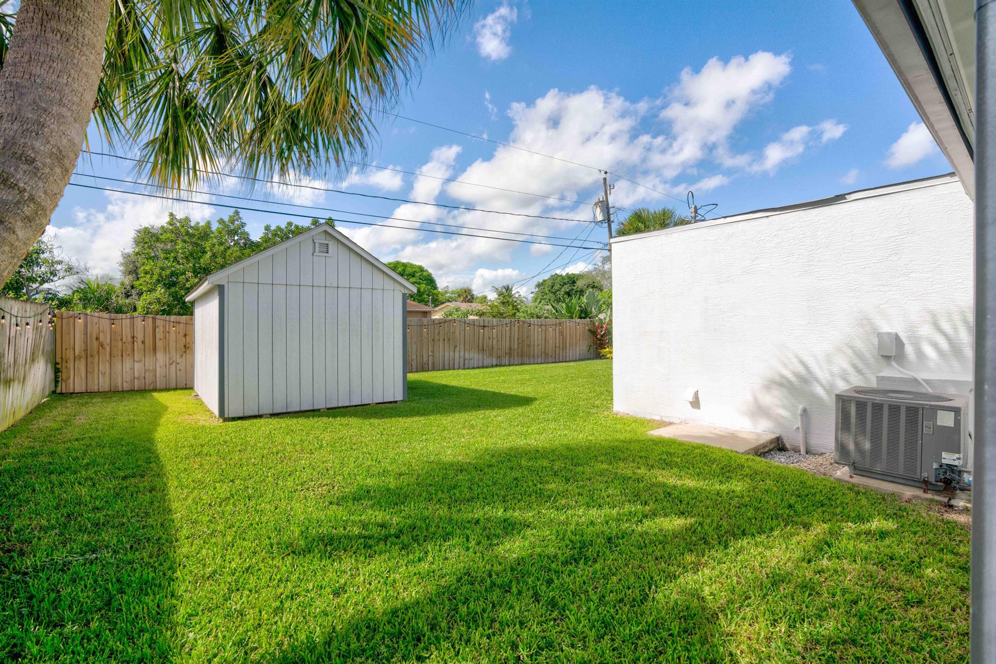 9491 Bloomfield Drive