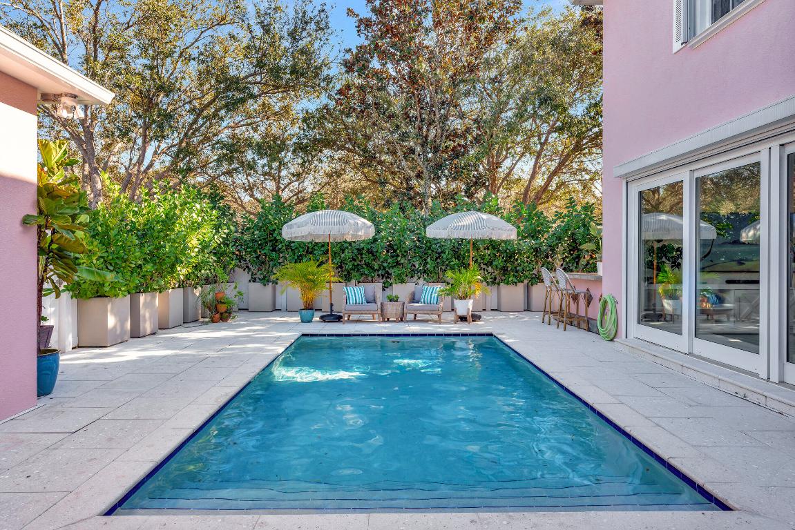 313 Bougainvillea Drive