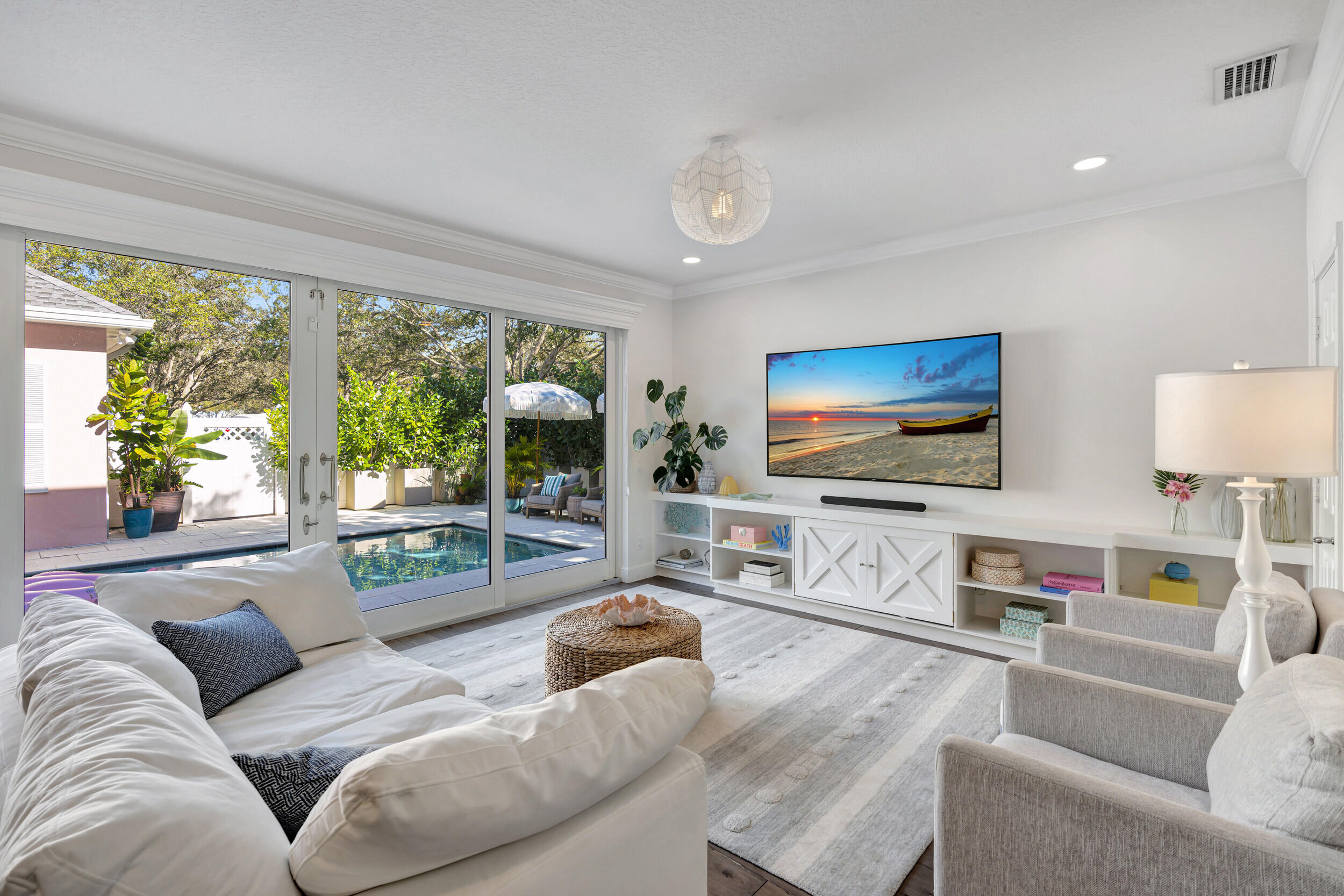 313 Bougainvillea Drive
