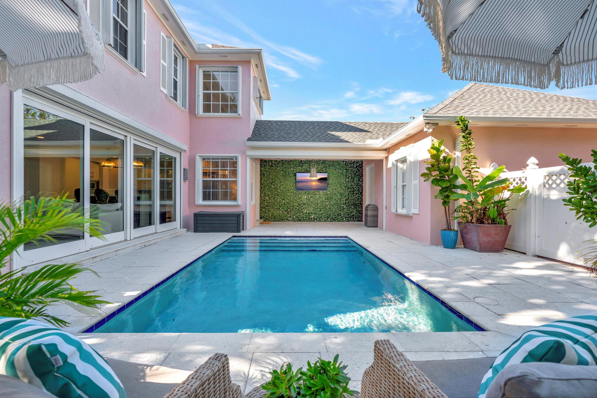 313 Bougainvillea Drive