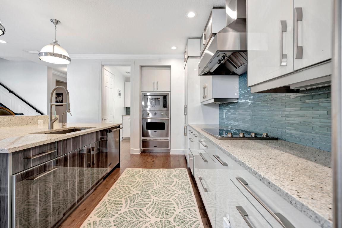 313 Bougainvillea Drive