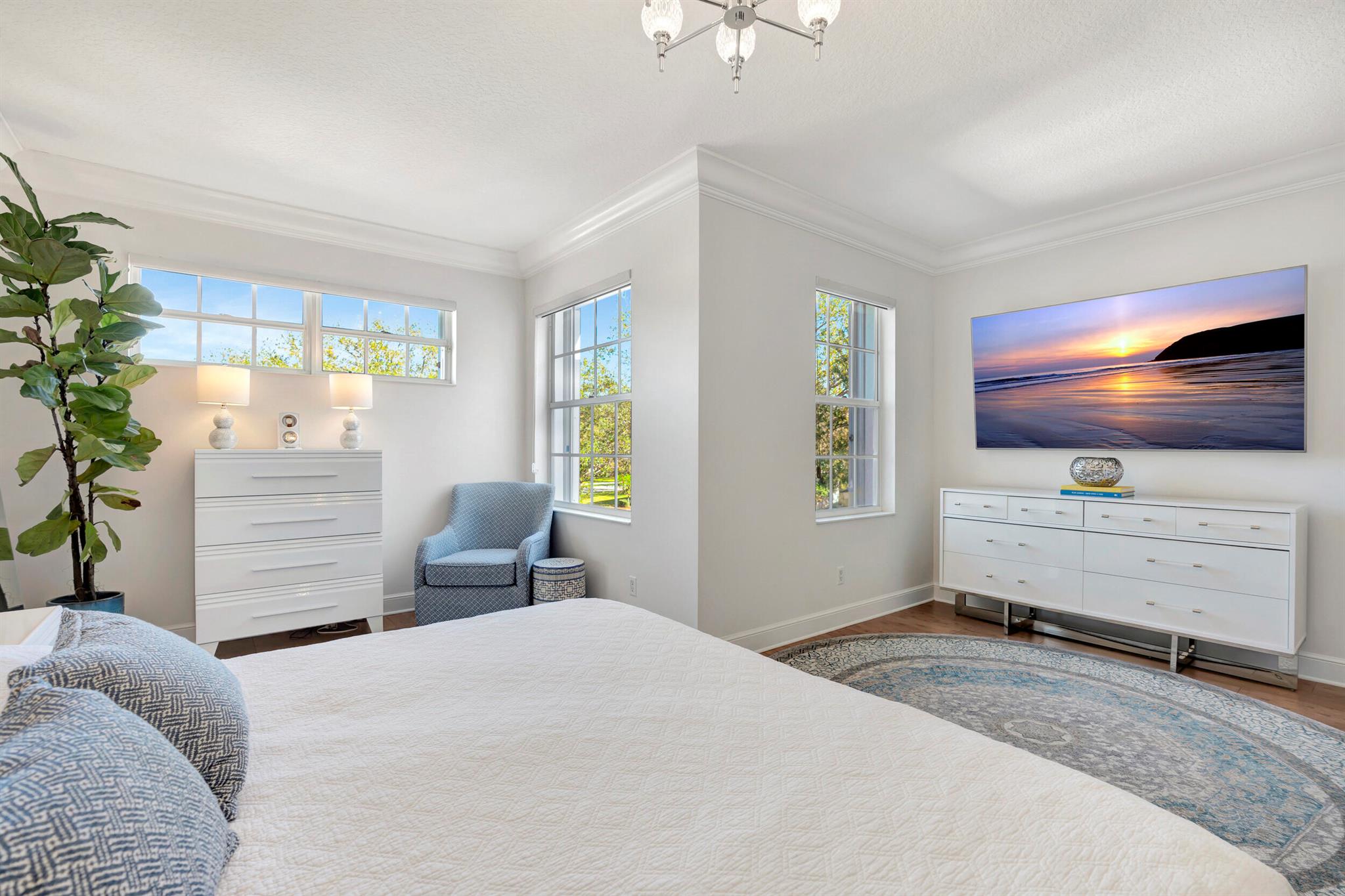 313 Bougainvillea Drive