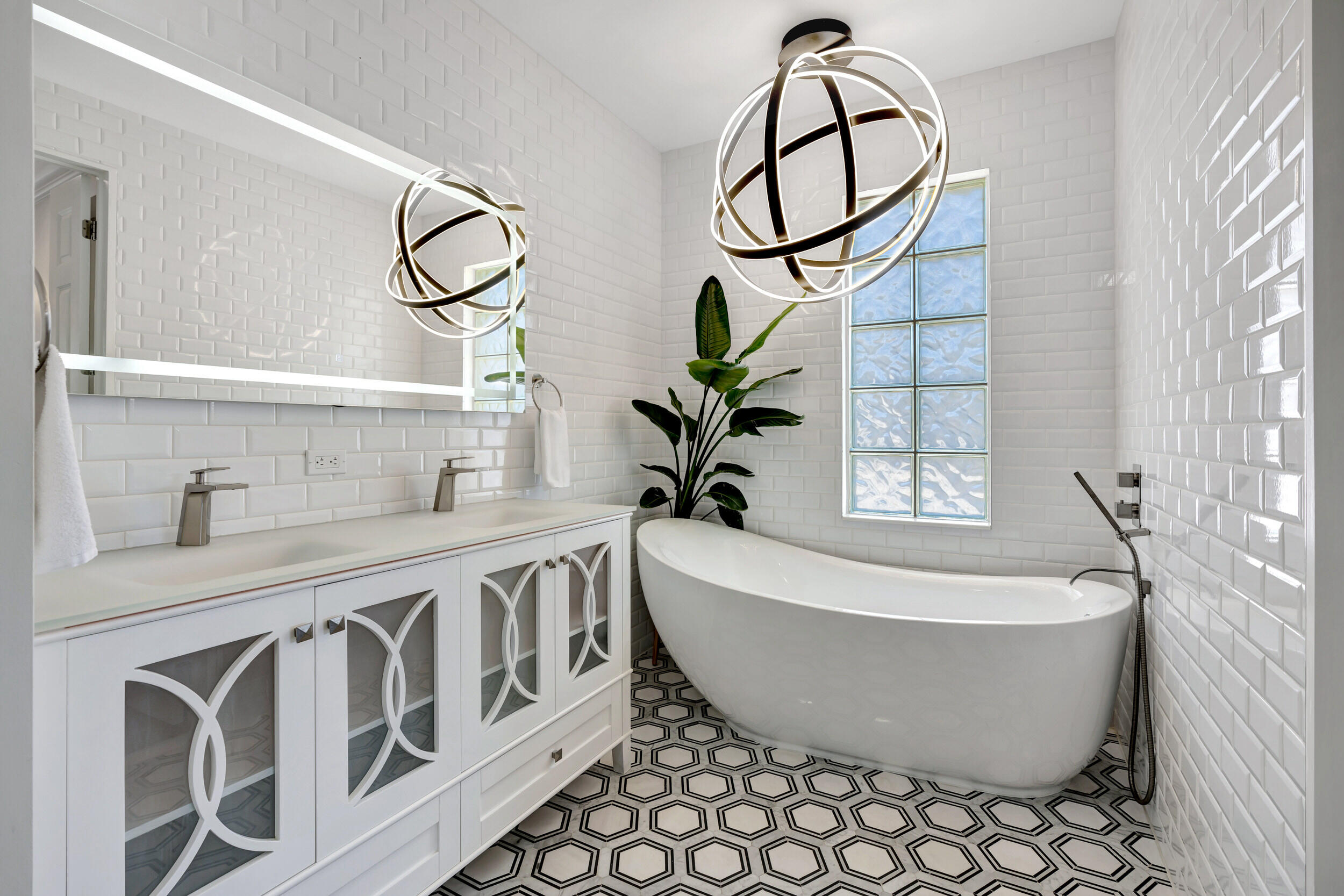 313 Bougainvillea Drive