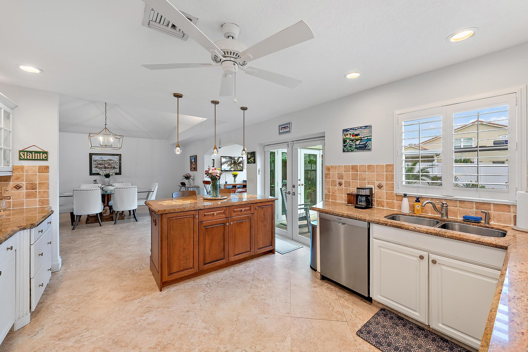 149 Stonebriar Boulevard