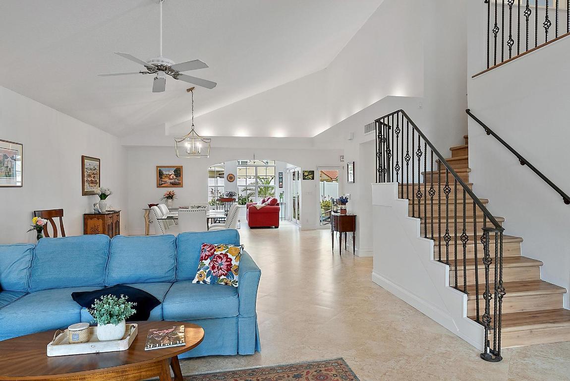 149 Stonebriar Boulevard