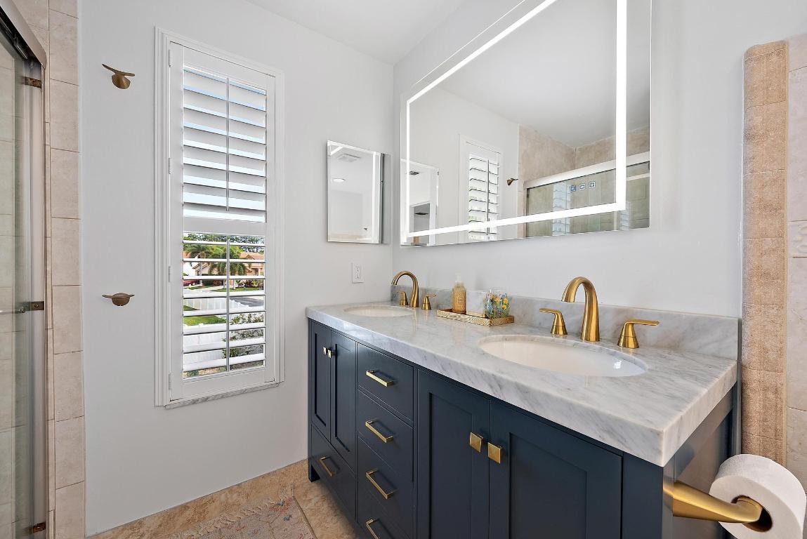 149 Stonebriar Boulevard