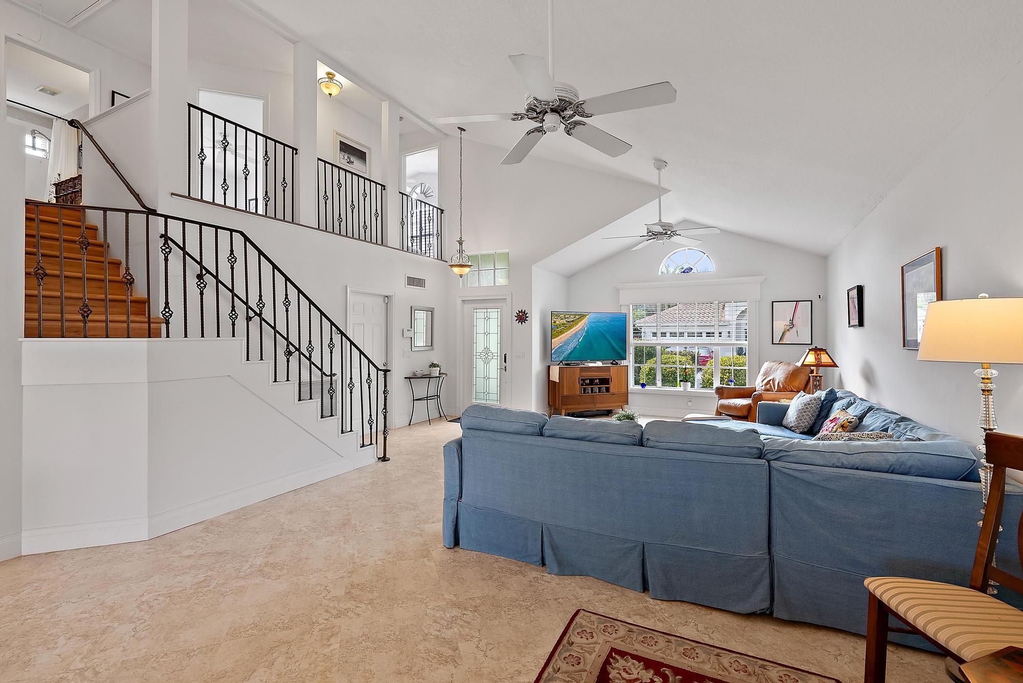 149 Stonebriar Boulevard