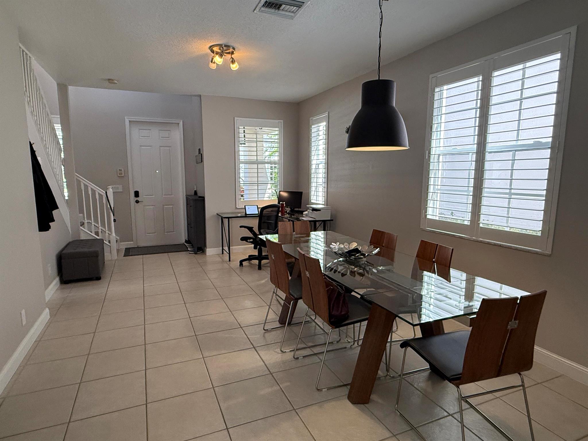 706 Duchess Court