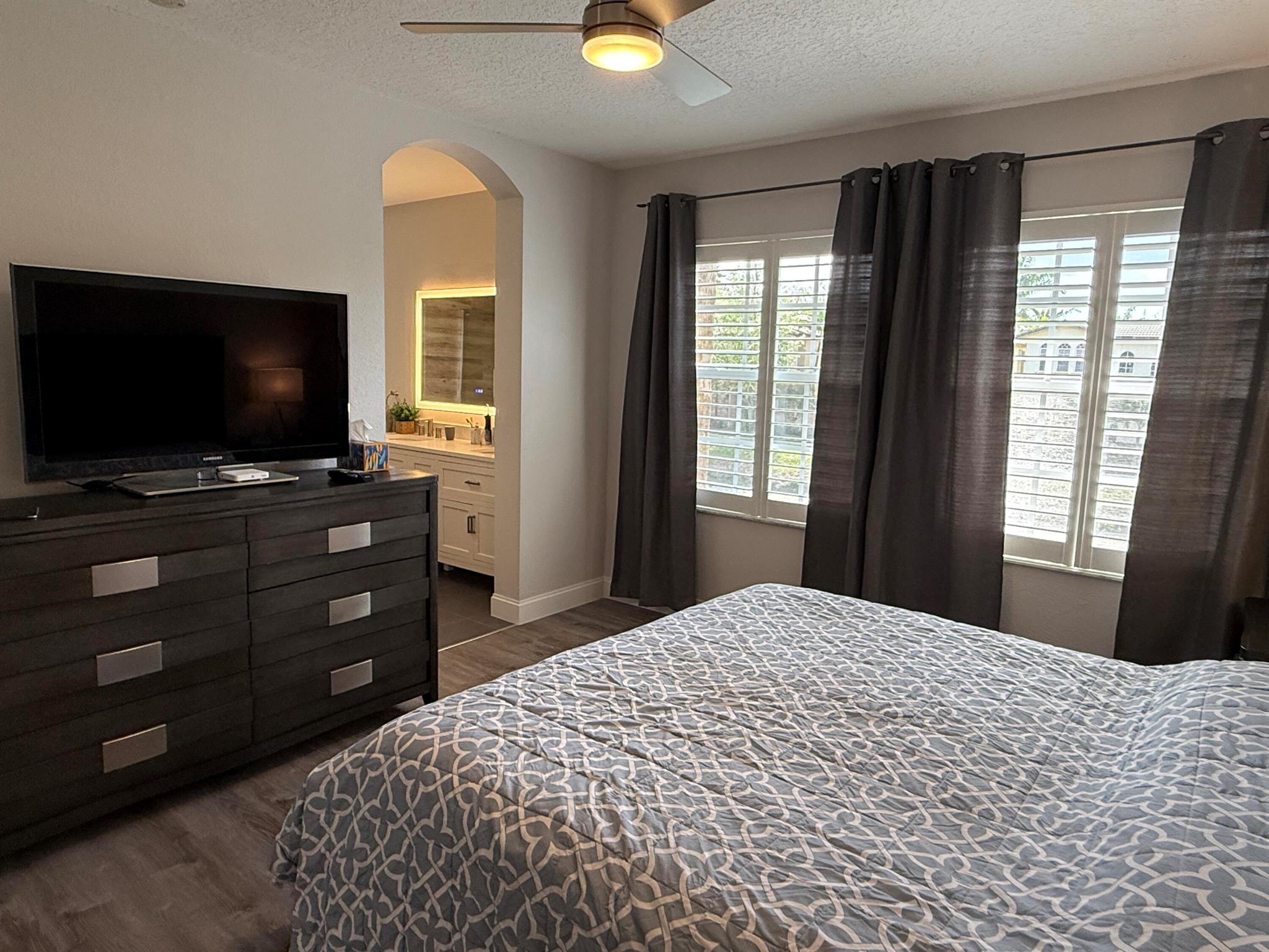 706 Duchess Court
