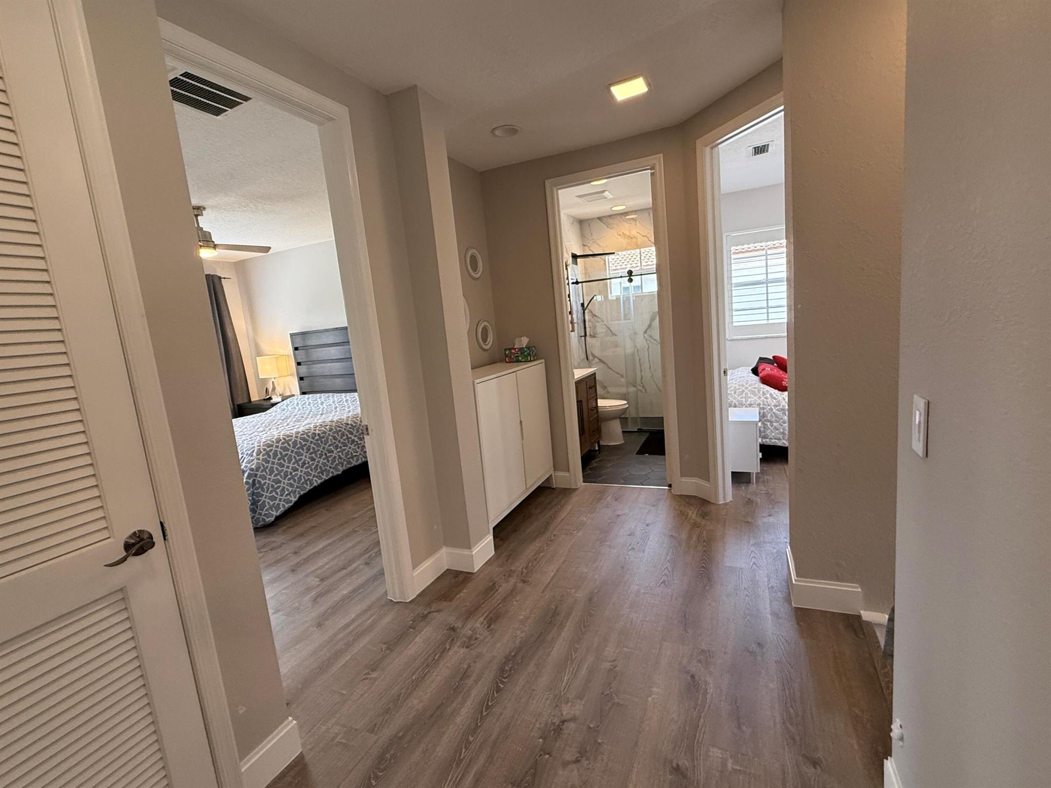 706 Duchess Court