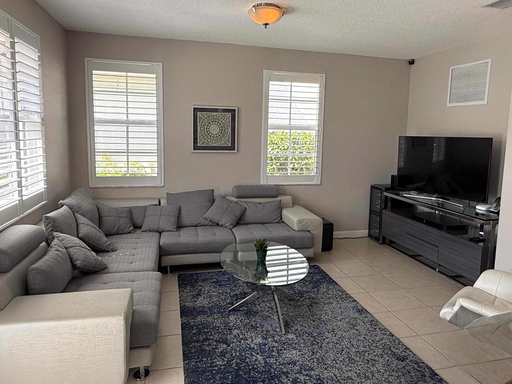 706 Duchess Court