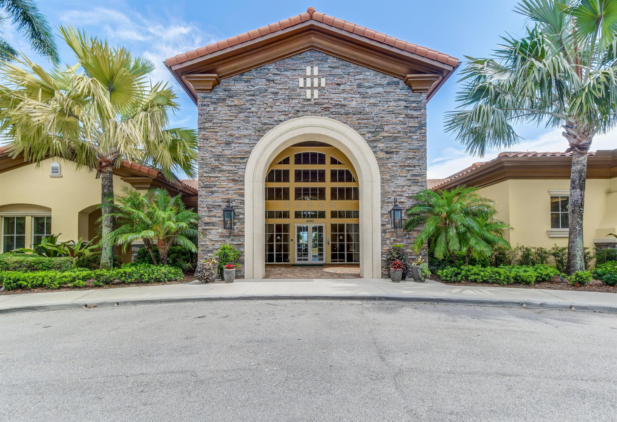 706 Duchess Court
