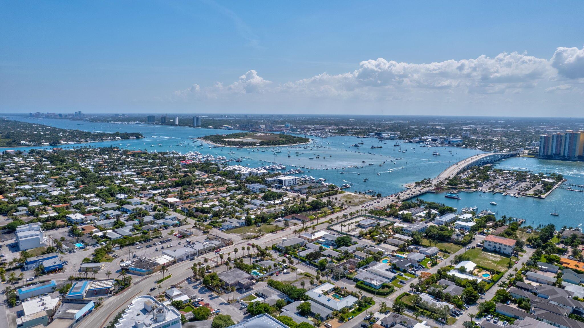 2800 N Ocean Drive A-17c