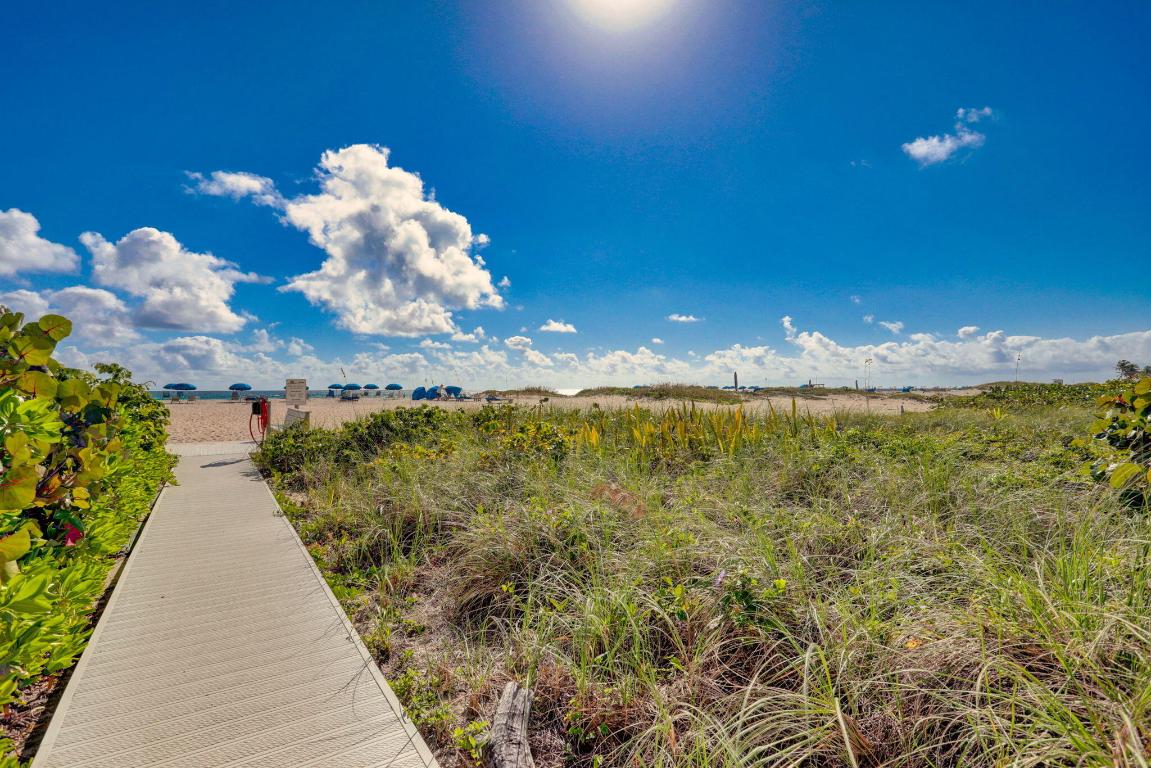 2800 N Ocean Drive A-17c