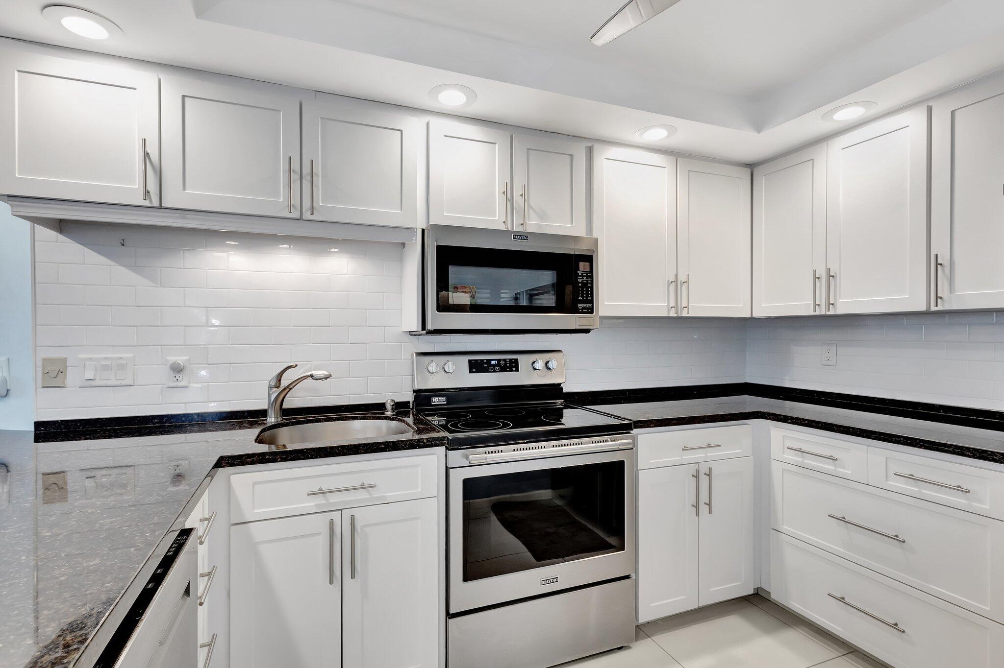 2800 N Ocean Drive A-17c