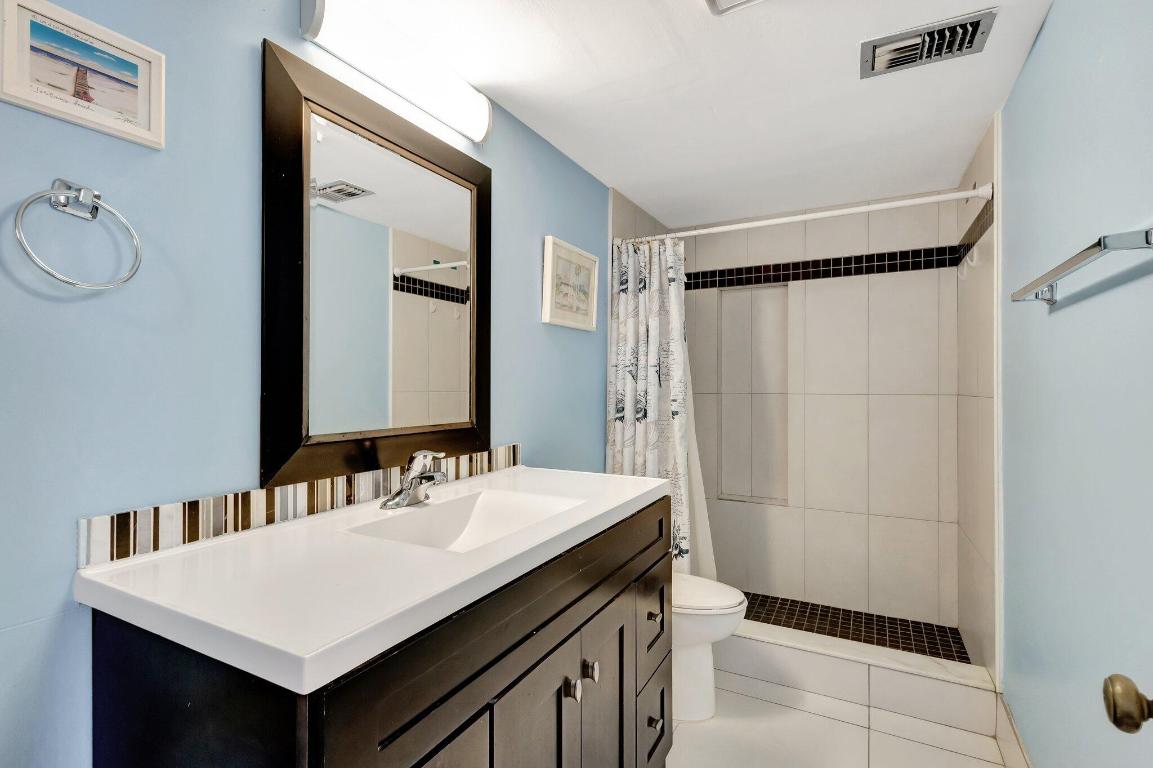 2800 N Ocean Drive A-17c