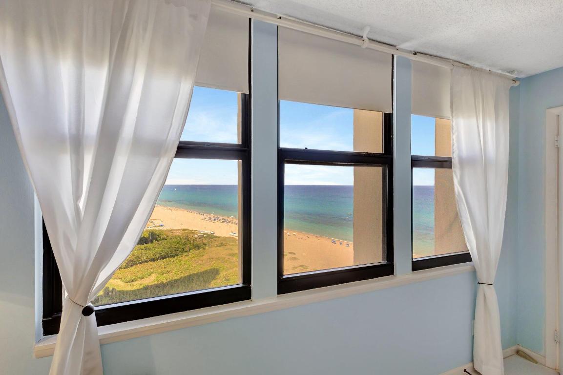 2800 N Ocean Drive A-17c