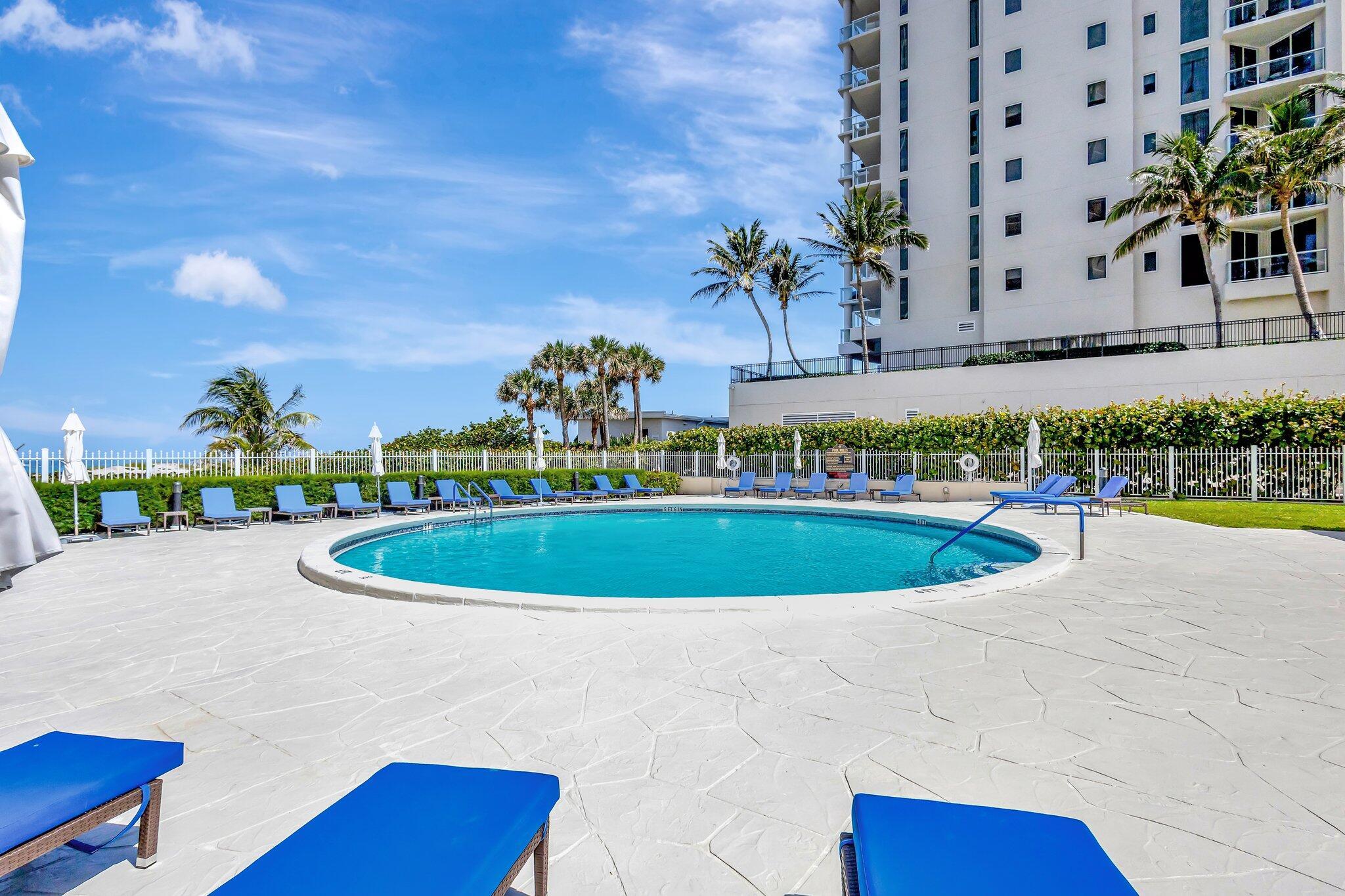 2800 N Ocean Drive A-17c