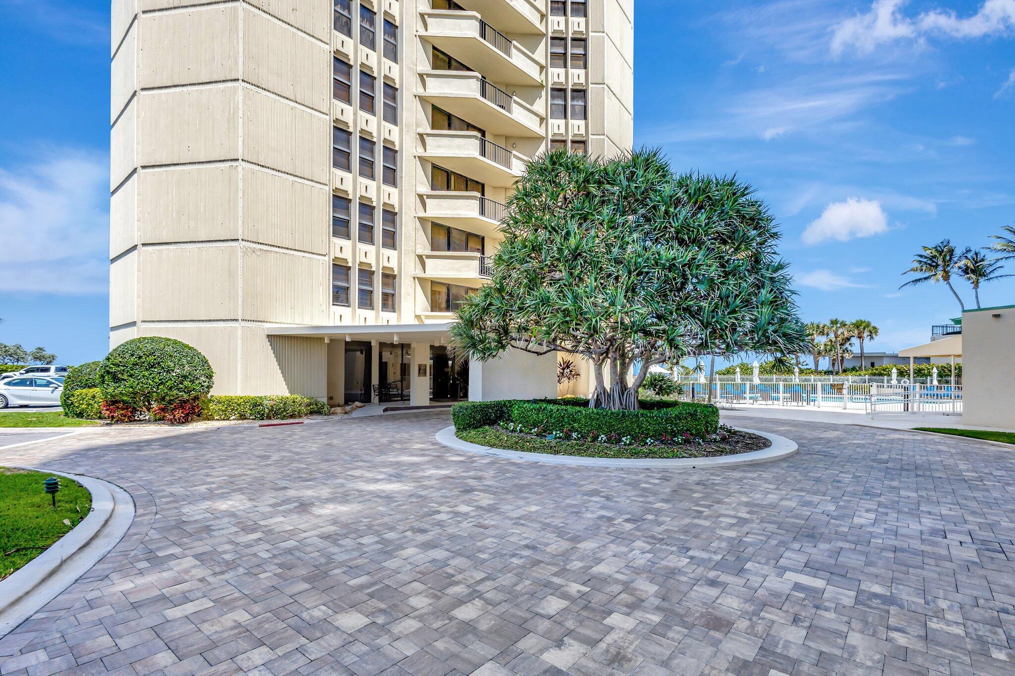 2800 N Ocean Drive A-17c