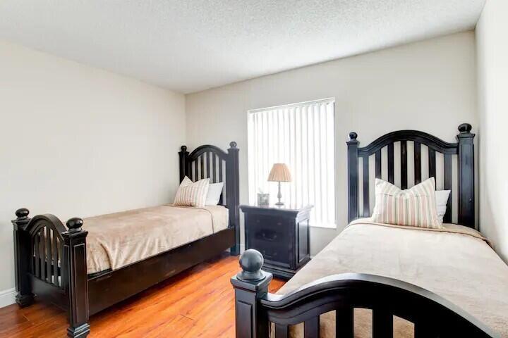 1007 Green Pine Boulevard G1