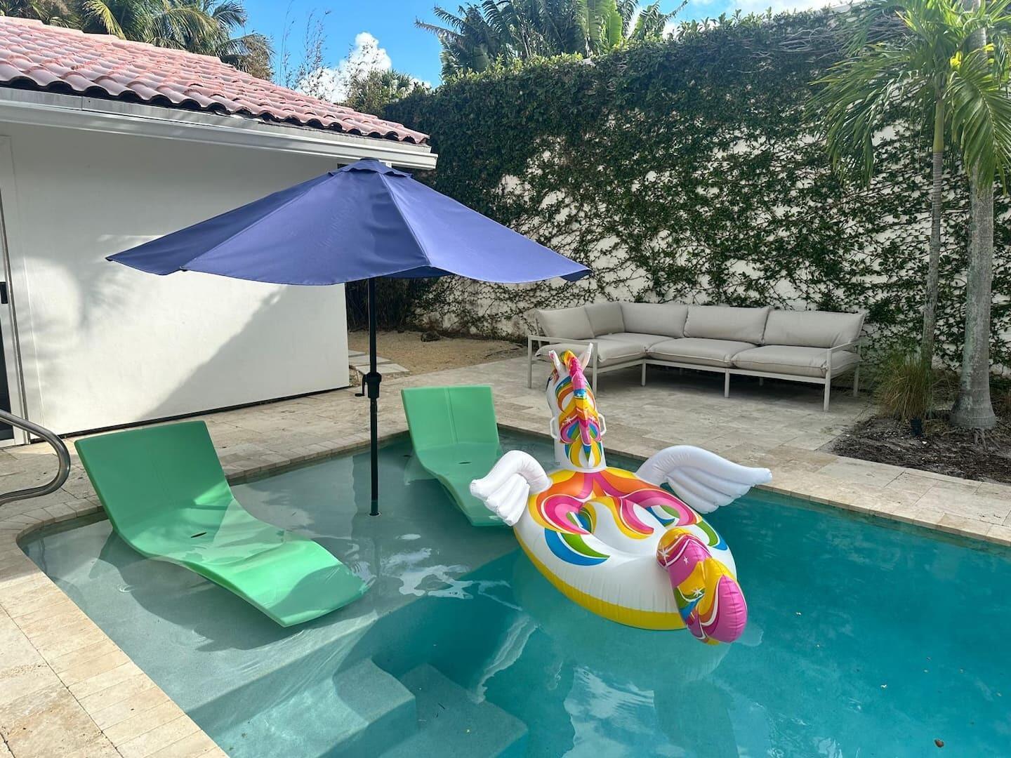 103 W Sandpiper Circle W