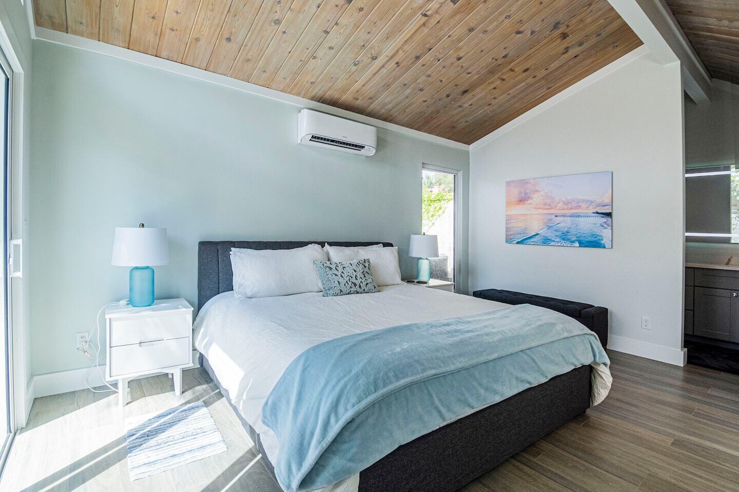 103 W Sandpiper Circle W