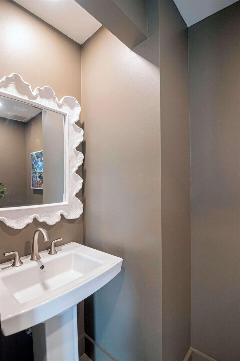 103 W Sandpiper Circle W