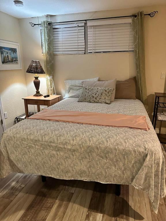 103 W Sandpiper Circle W