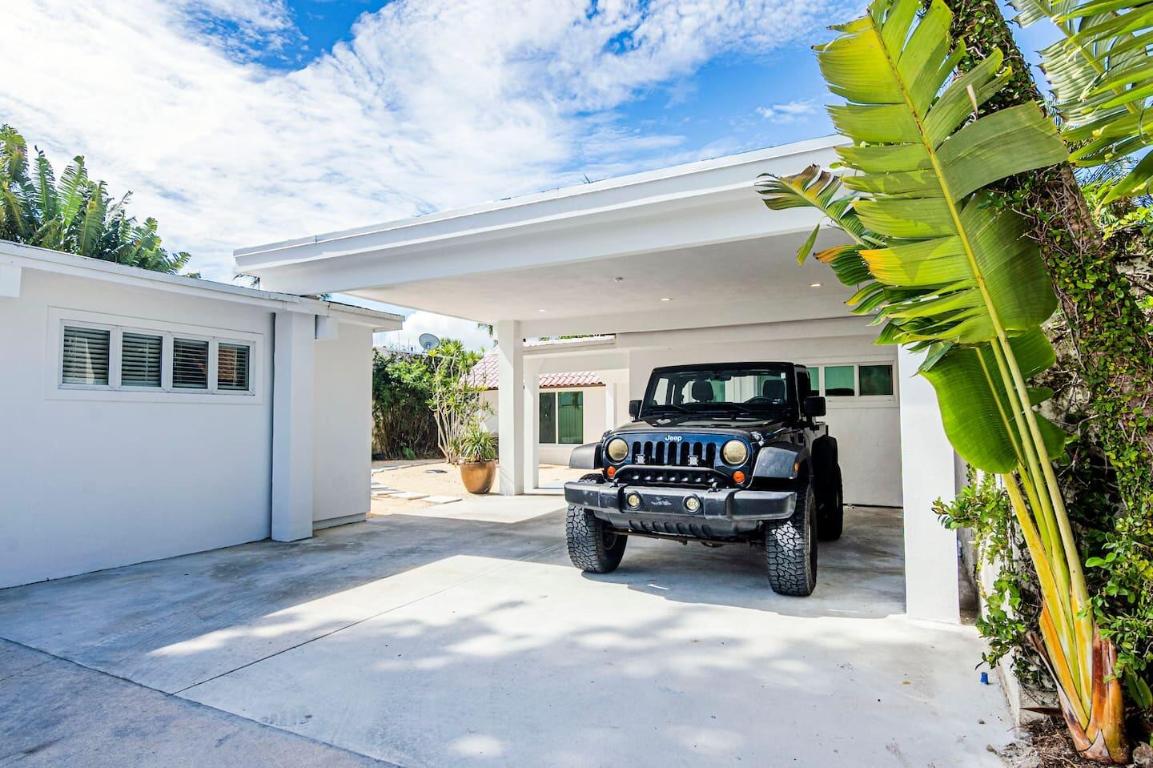 103 W Sandpiper Circle W