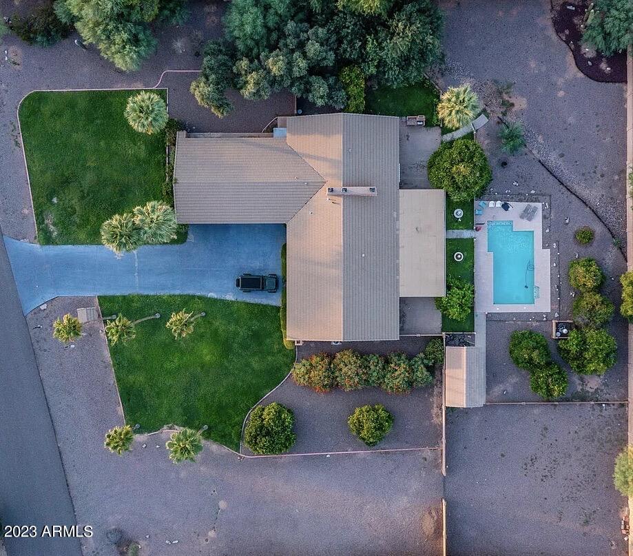 5545 N 69TH Place