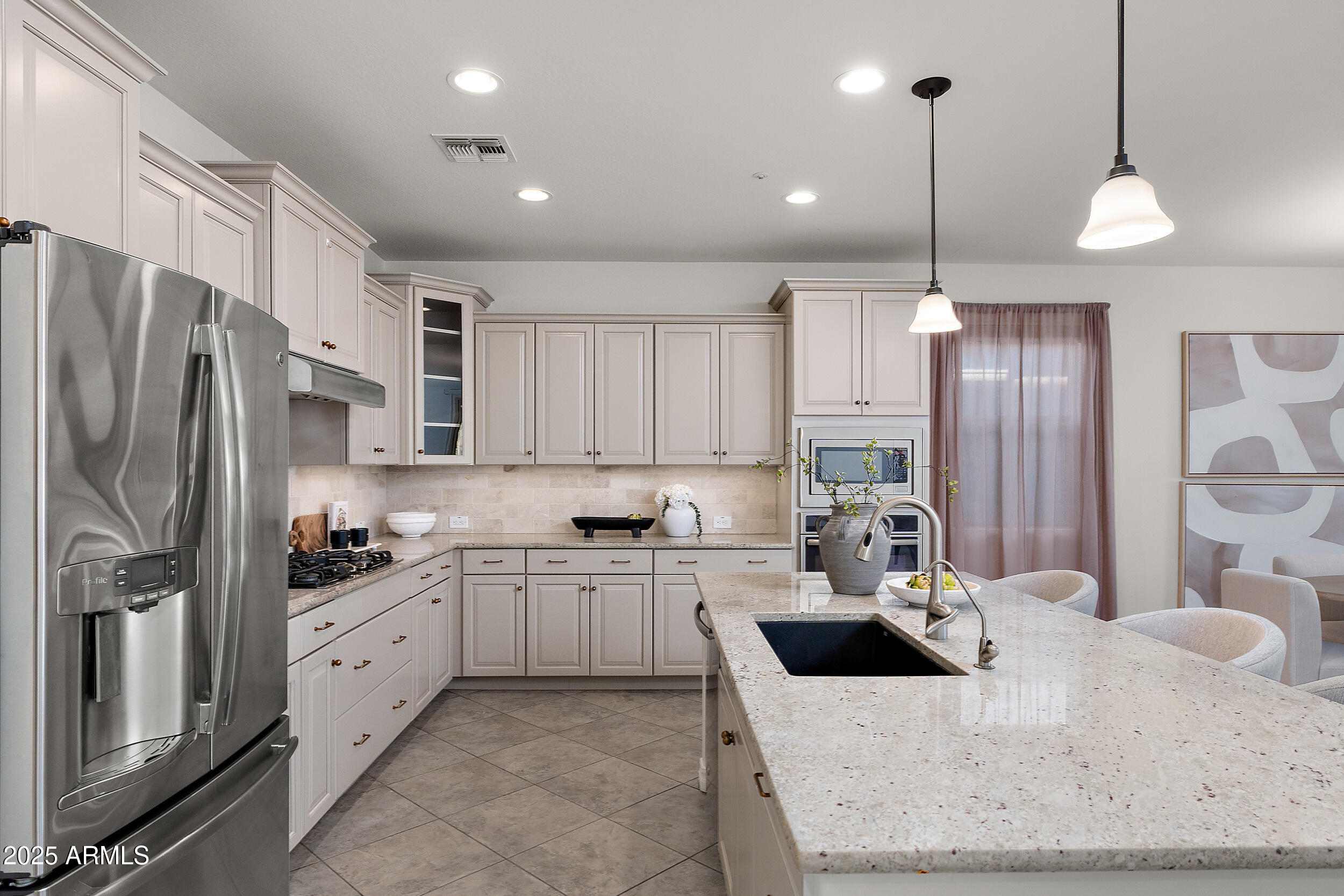 6181 S FRESNO Street