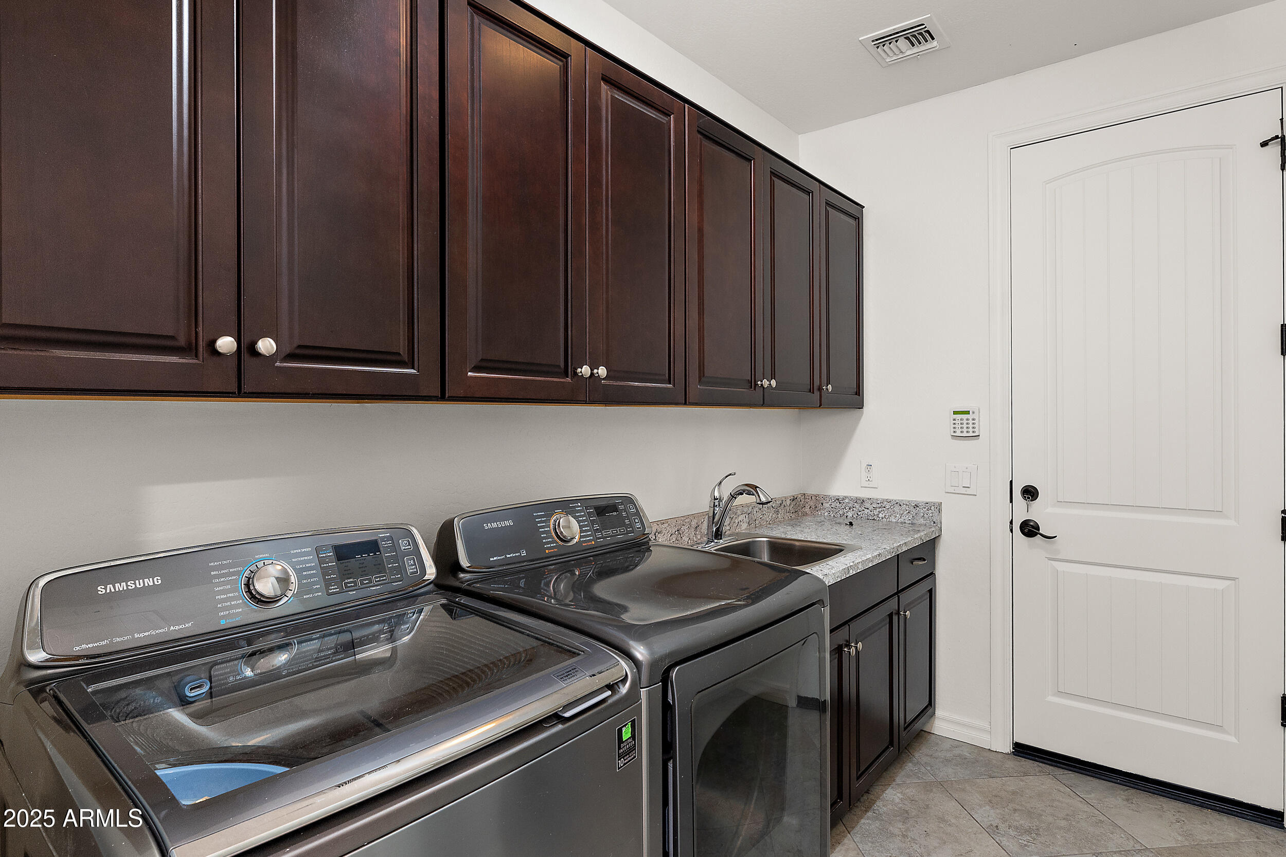 6181 S FRESNO Street