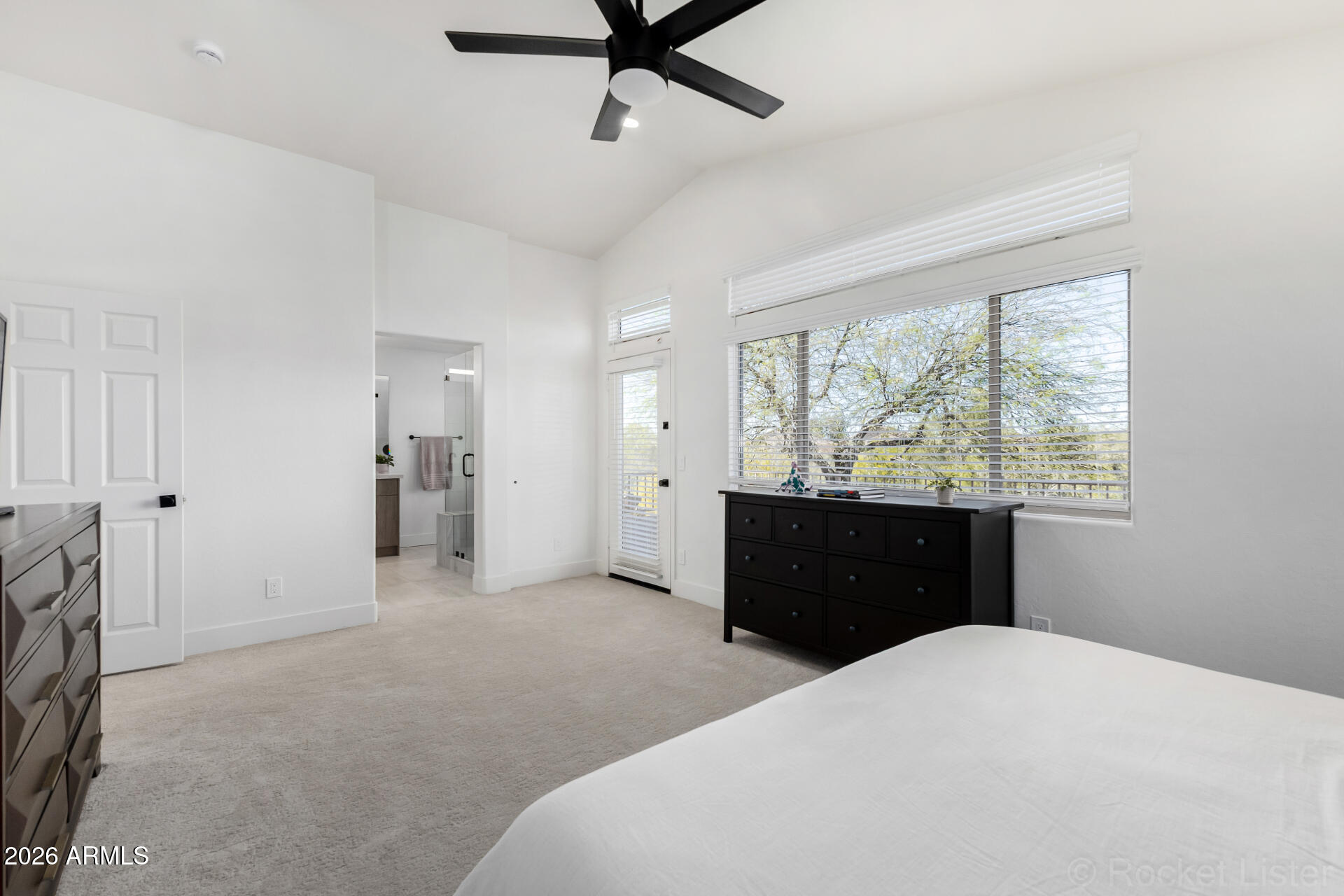 5128 E Roberta Drive