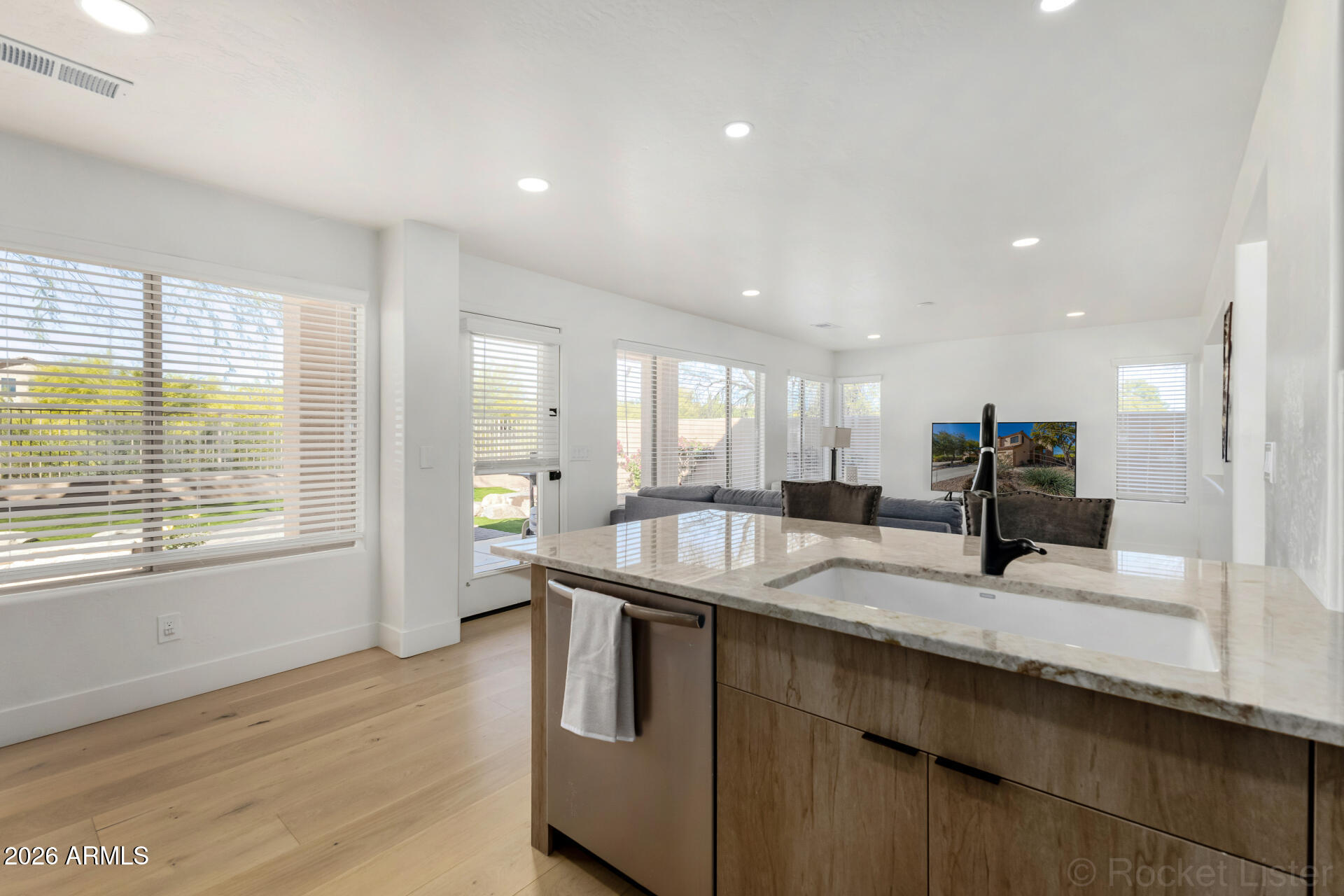 5128 E Roberta Drive