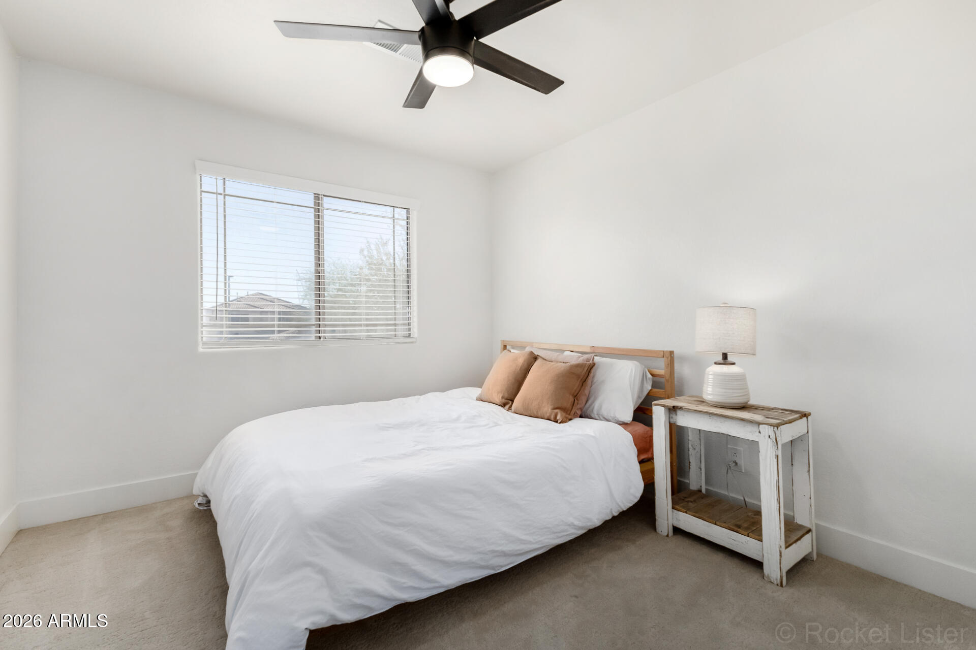 5128 E Roberta Drive